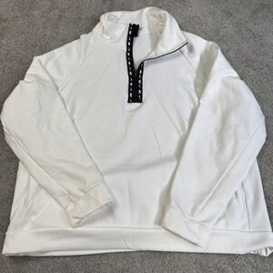 Nike Women's Medium Long Sleeve 1/4 Zip White Pullover